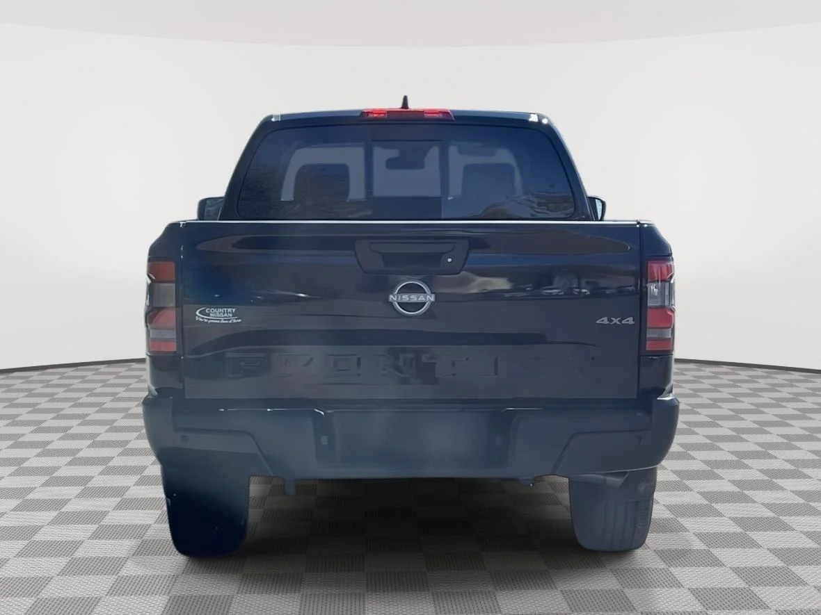 New 2026 Super Black Nissan King Cab® S image 6