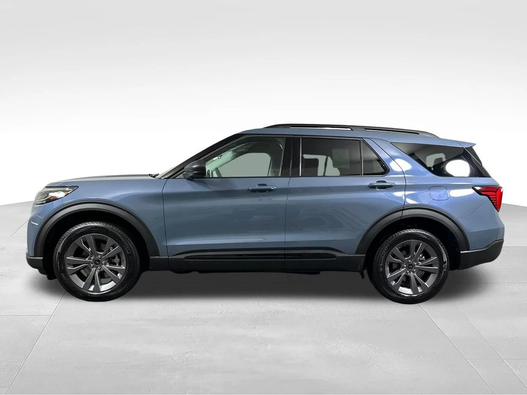 New 2026 Vapor Blue Metallic Ford Active image 5