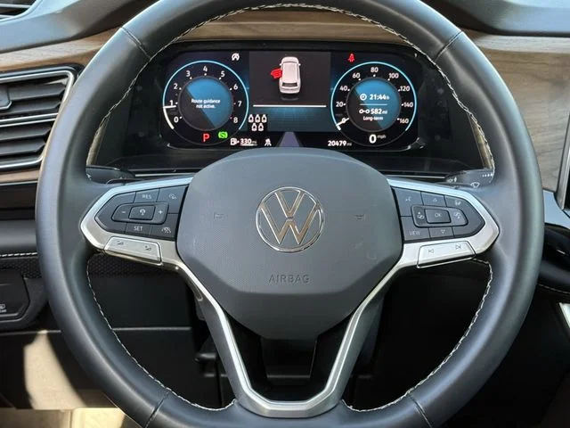 Certified Used 2025 Silver Volkswagen 2.0T SE w/Technology image 10