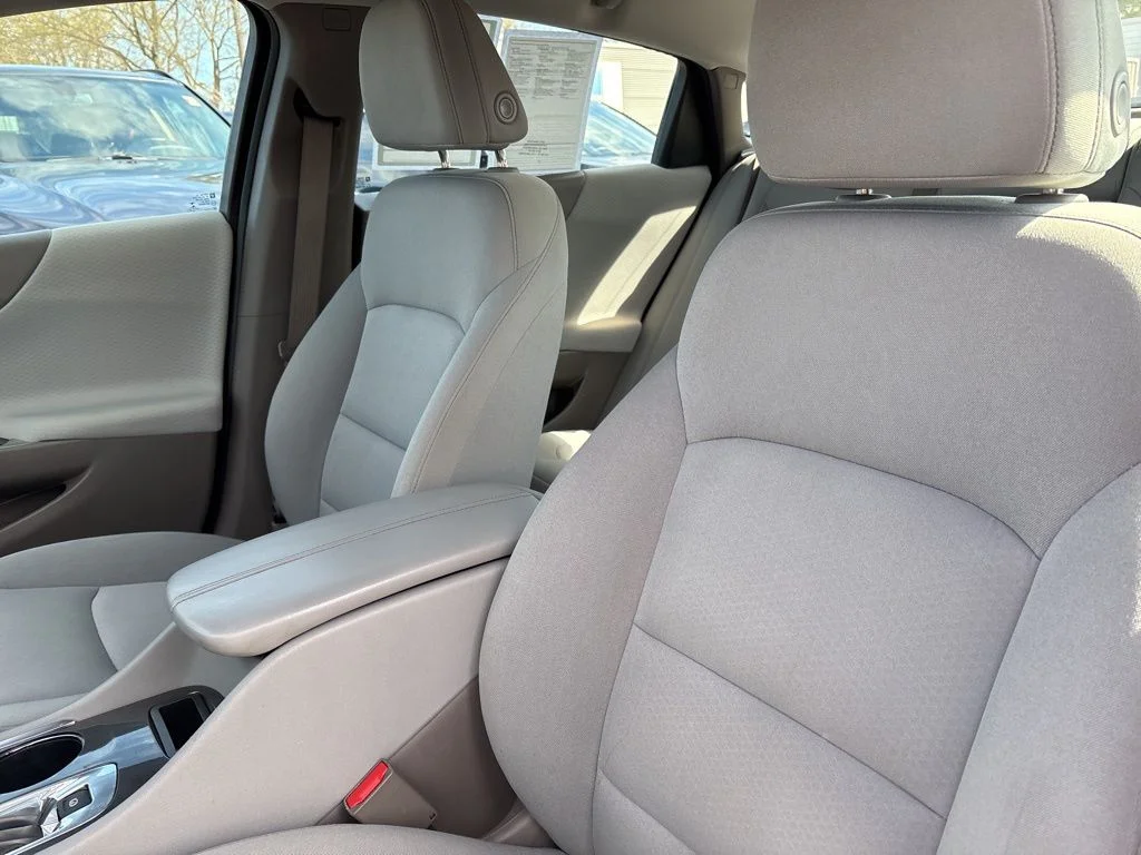 Used 2024 Gray Chevrolet LT image 15