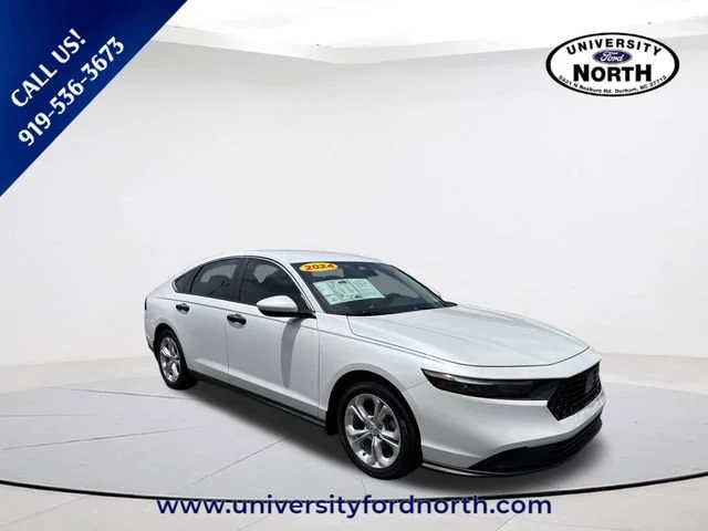 Used 2024 White Honda LX image 1