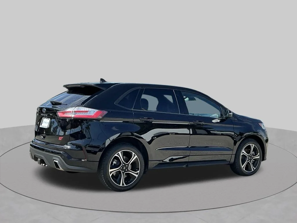 Used 2023 Black Ford ST image 12