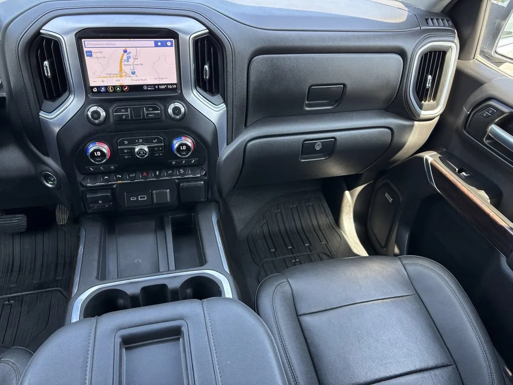 Used 2022 Quicksilver Metallic GMC SLT image 23