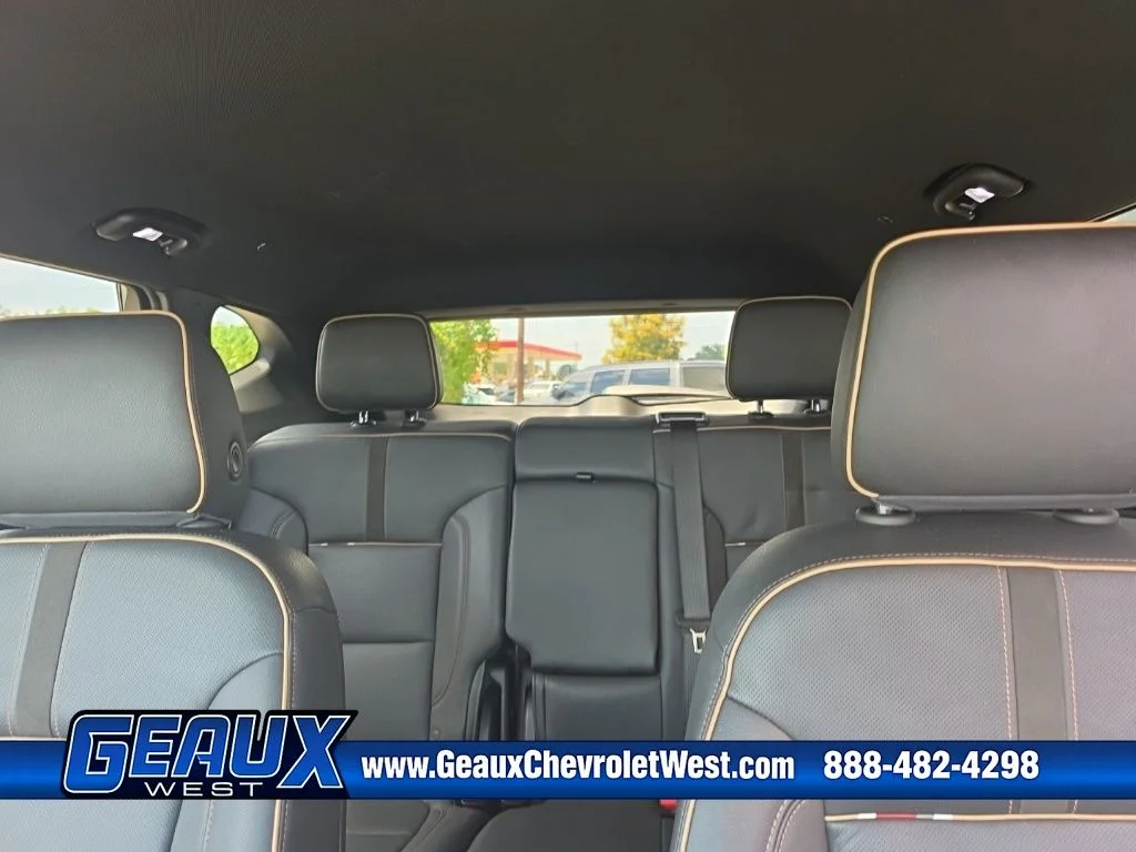 Used 2023 Beige Chevrolet Premier image 27