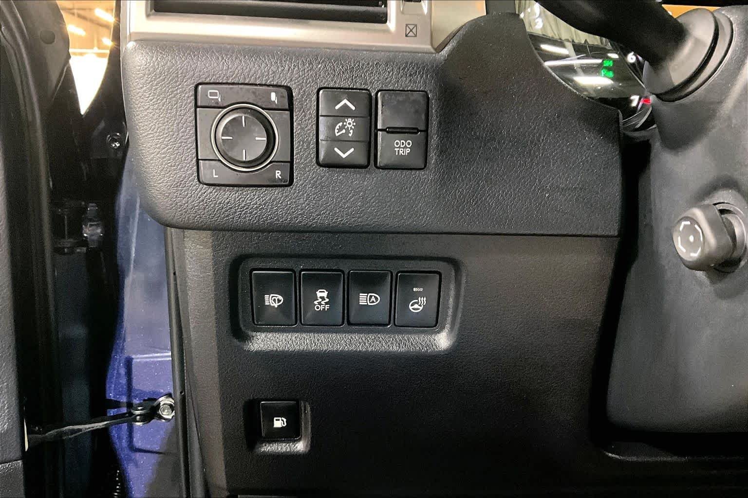 Used 2023 Nightfall Mica Lexus Premium image 35