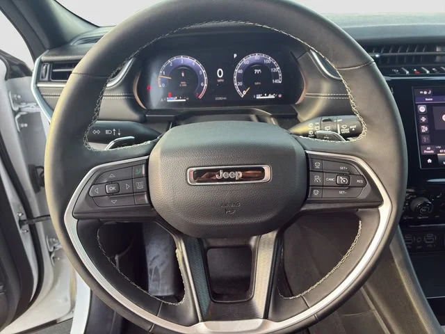 Used 2025 White Jeep Altitude X 4x4 image 16