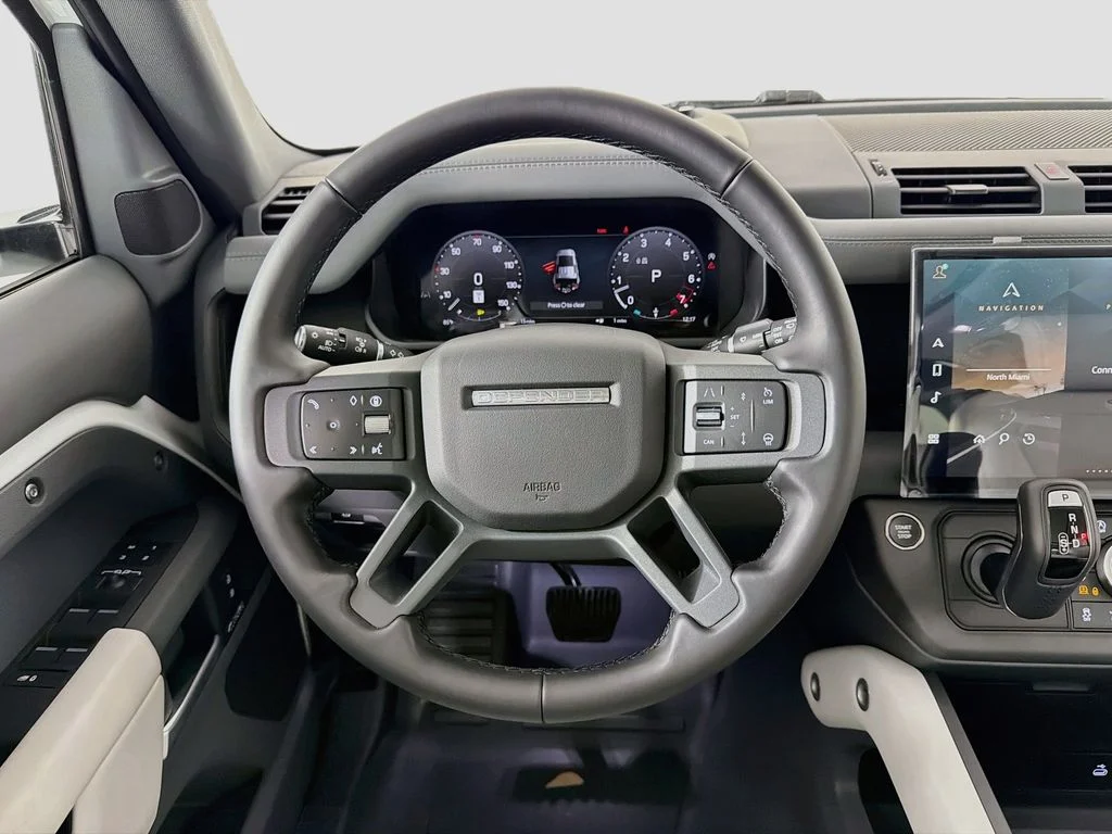 2026 Land Rover Defender X-Dynamic SE - Photo 24