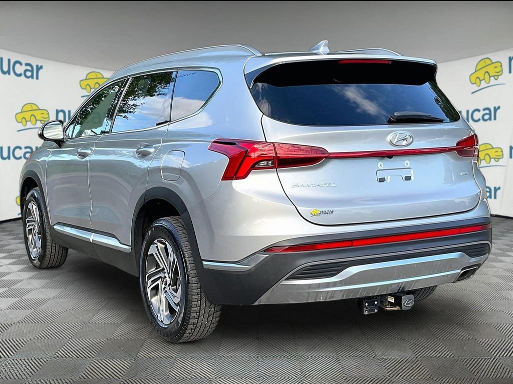 Used 2022 Silver Hyundai SEL image 4
