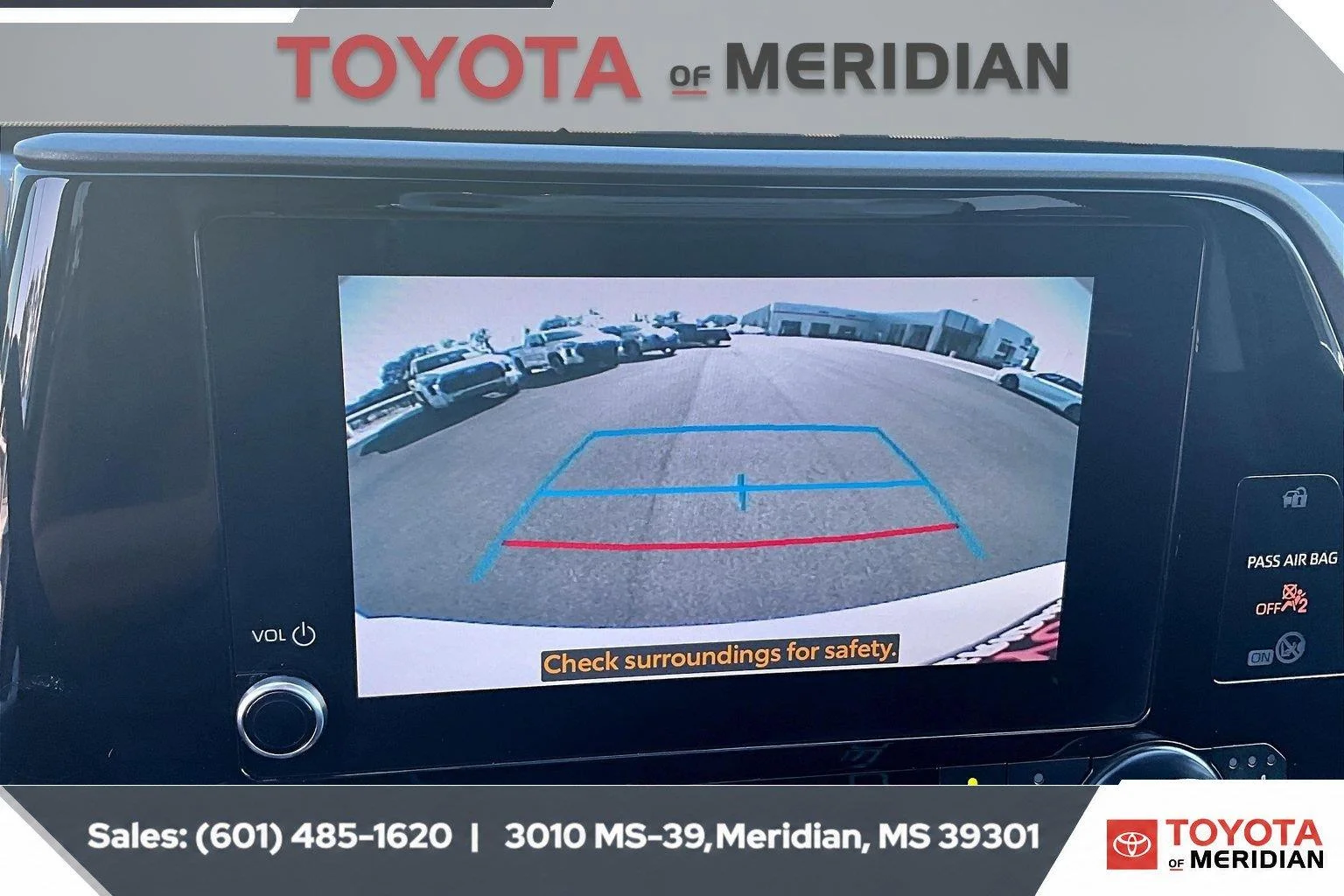 Used 2026 Wind Chill Pearl Toyota XLE image 15