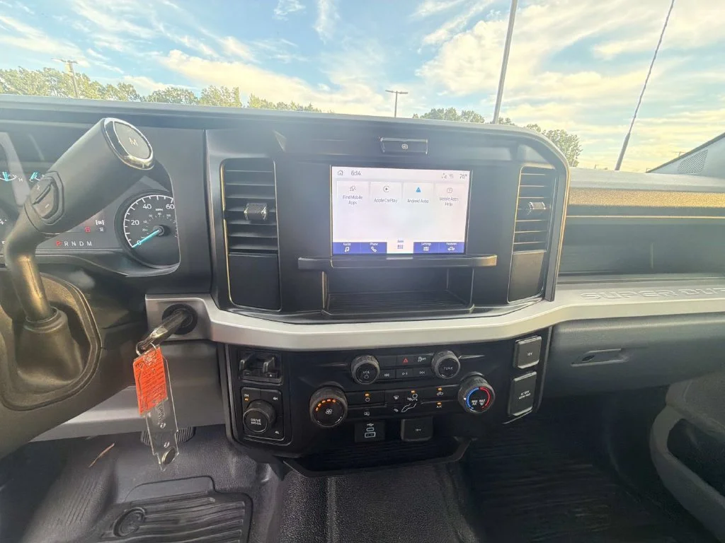 Used 2026 White Ford XL image 21