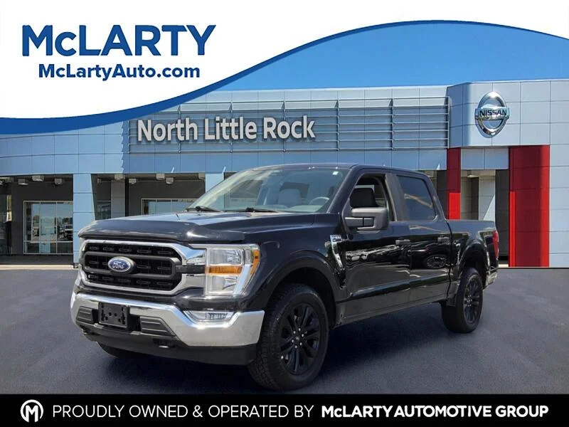 Used 2022 Agate Black Metallic FORD XLT image 1