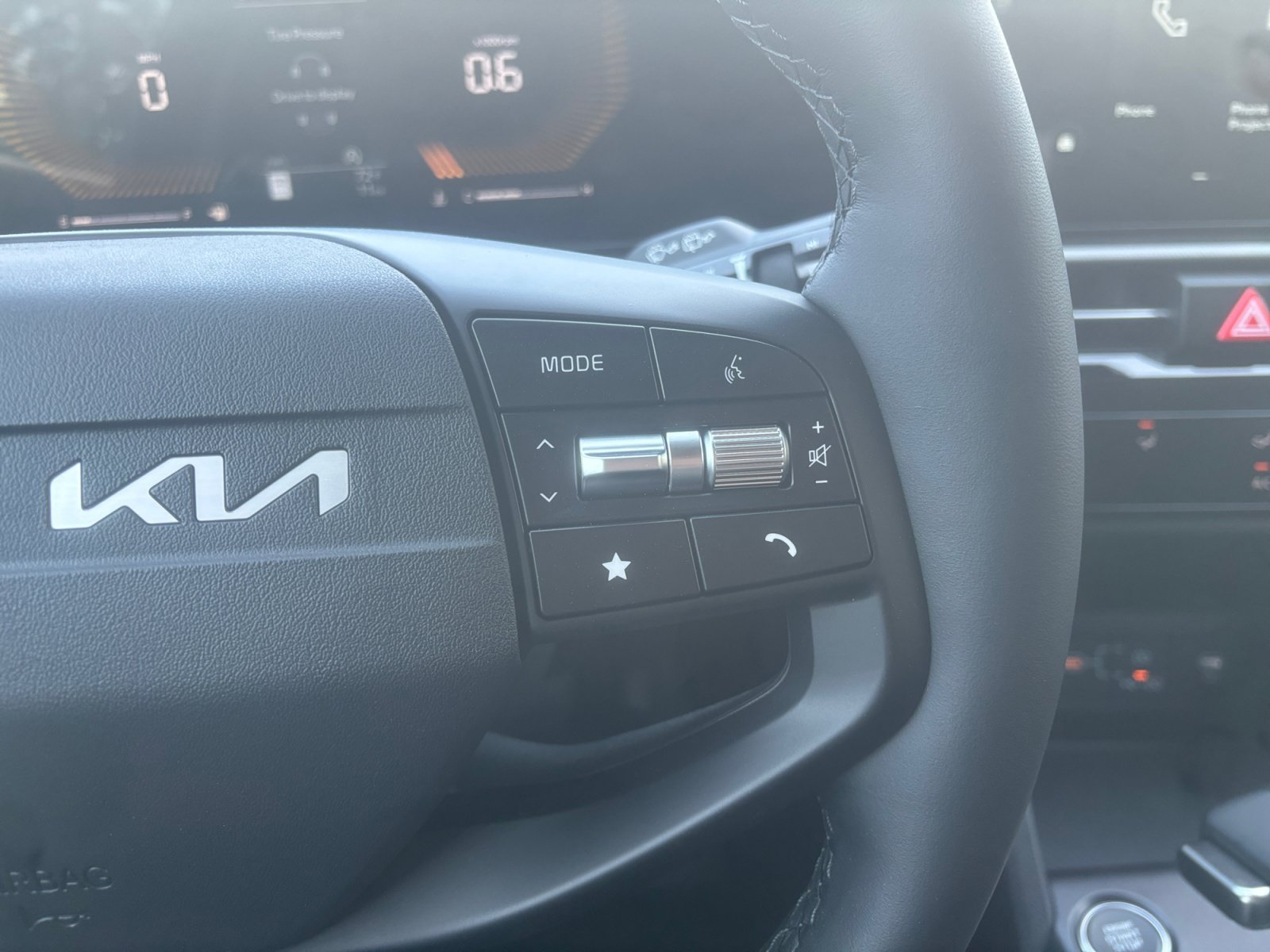New 2026 Gravity Gray Kia LX image 23