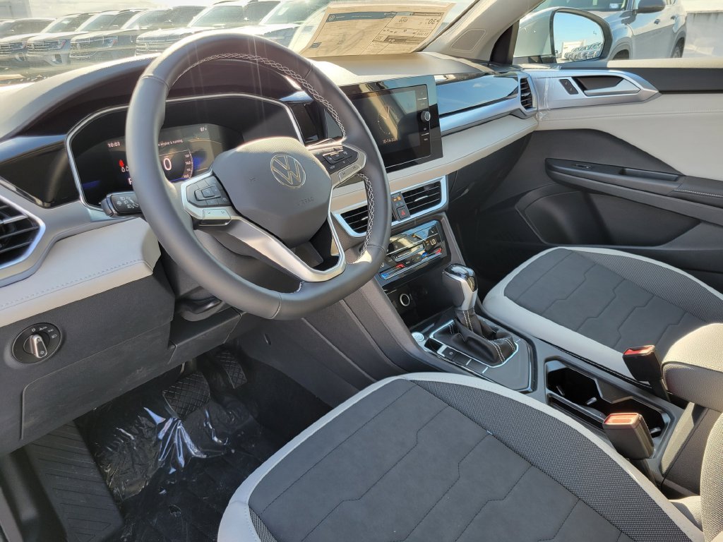 New 2027 Gray Volkswagen 1.5T SE image 10