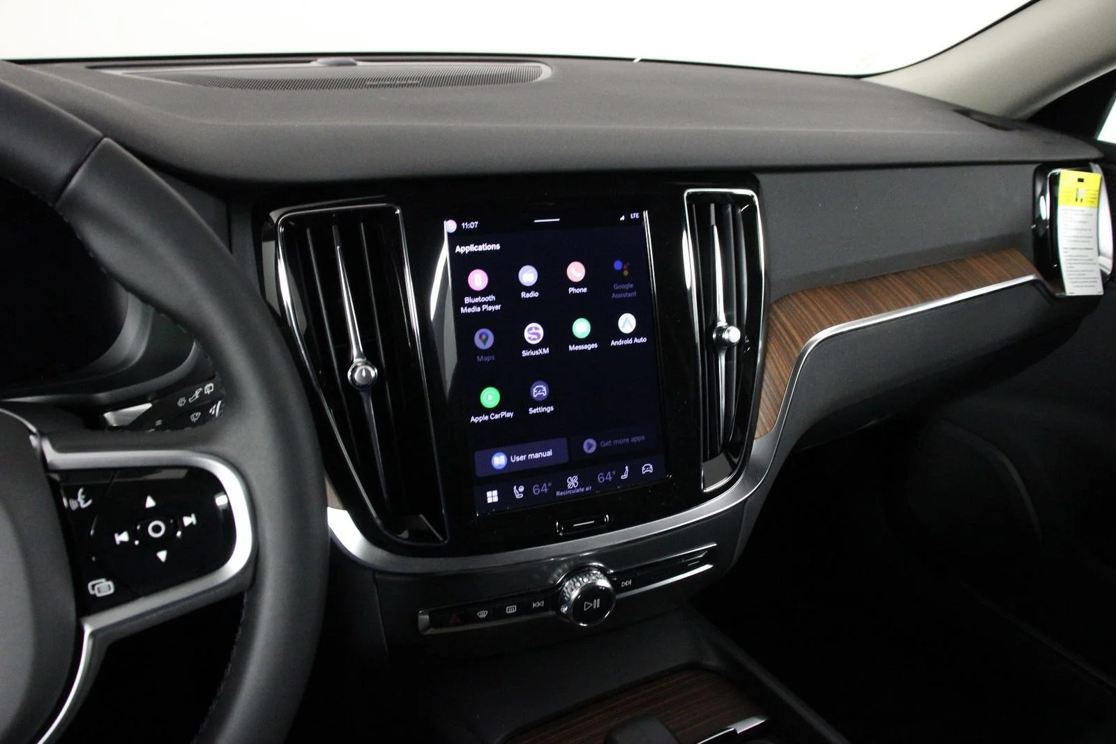 2026 Volvo V60 Cross Country Plus - Photo 6