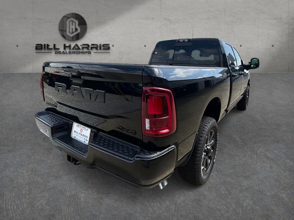 New 2026 Diamond Black Crystal Pearl-Coat Exterior Paint RAM Big Horn image 5