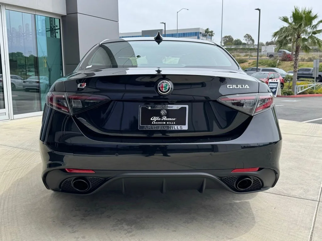 2026 Alfa Romeo Giulia Base - Photo 6
