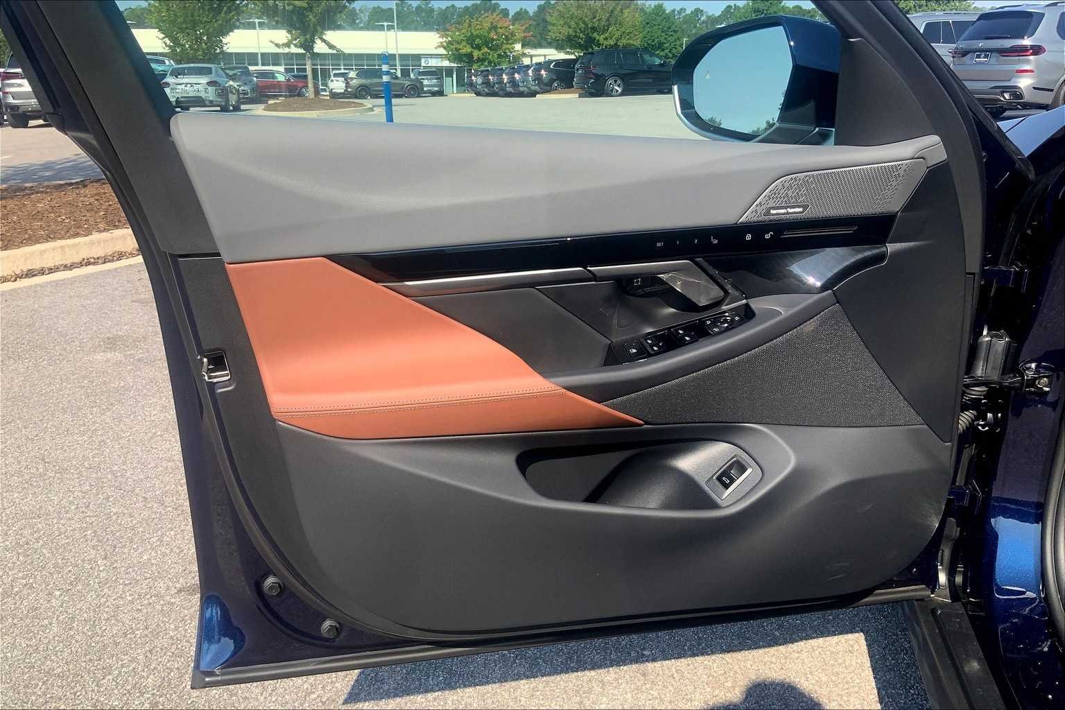 2026 BMW 5 Series 530i - Photo 10