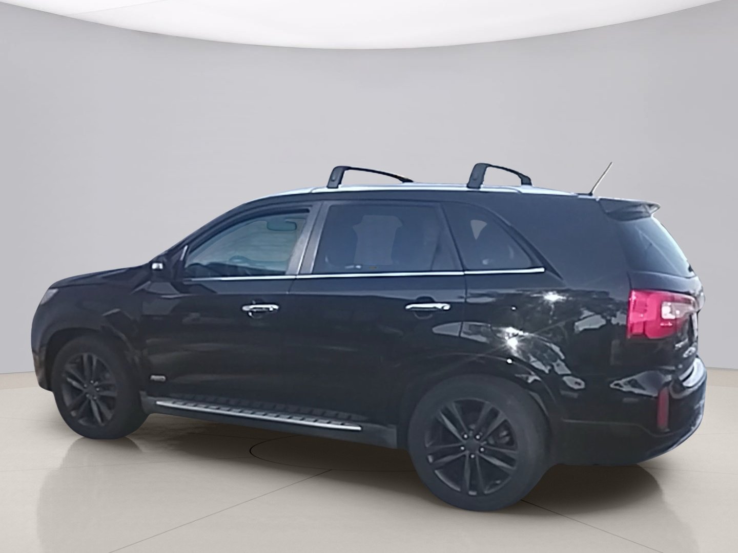 Used 2015 Black Kia SX image 3