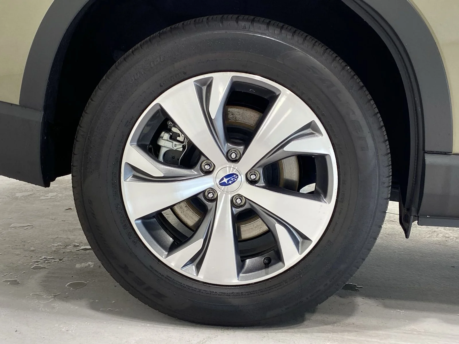 2025 Subaru Ascent Premium - Photo 10