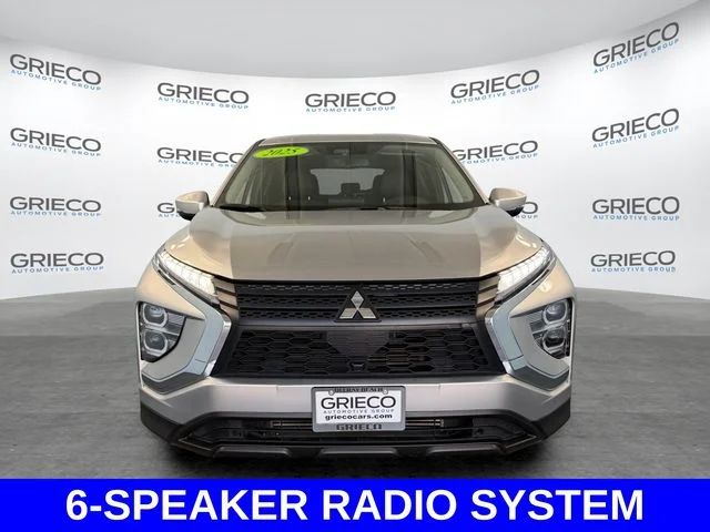 Used 2025 Silver Mitsubishi SE image 2