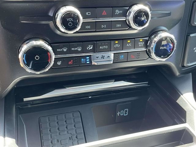 New 2026 Carbonized Gray Metallic Ford Platinum image 7