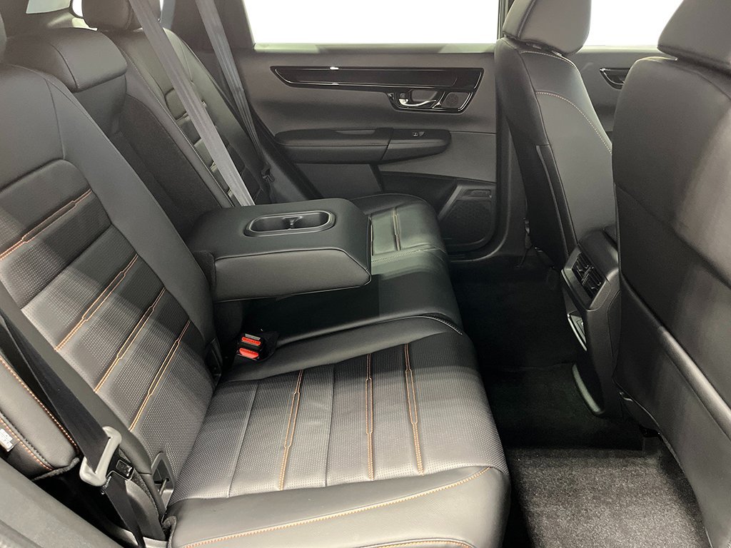 New 2027 Solar Silver Metallic Honda Sport Touring image 28