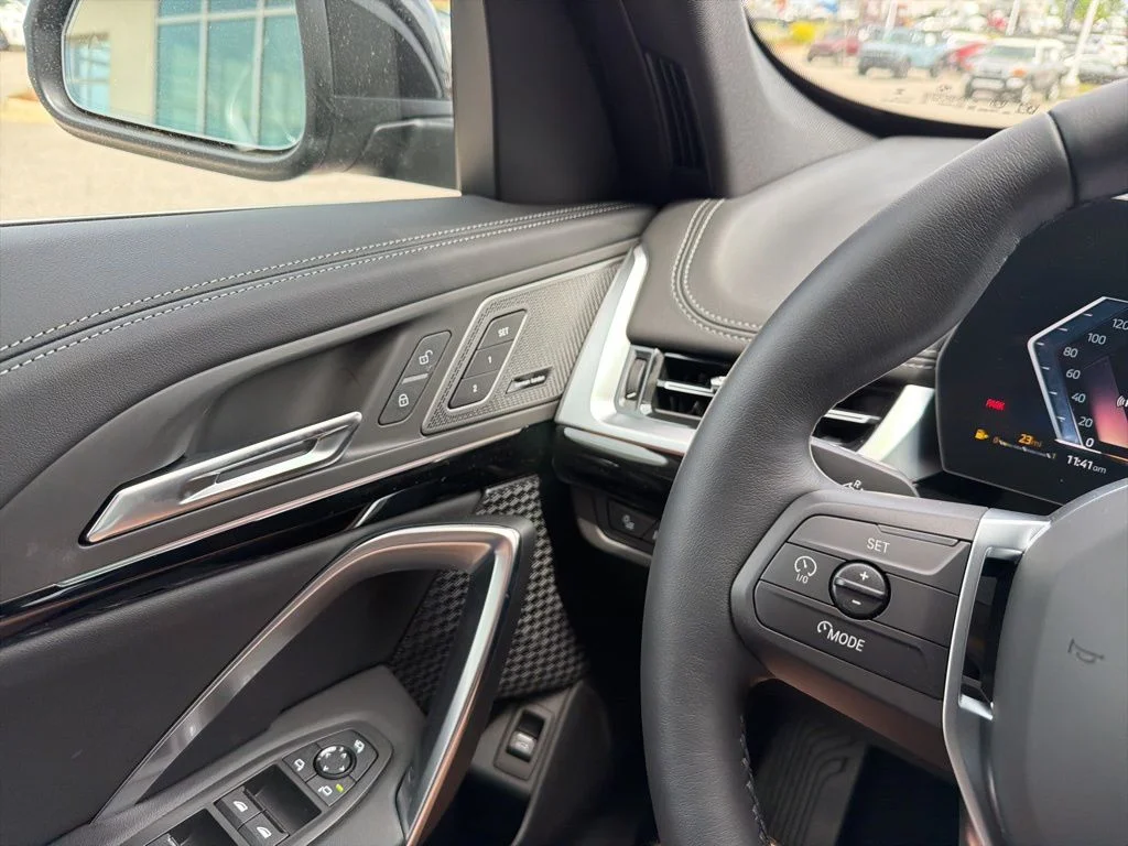 Used 2026 Black BMW xDrive28i image 20