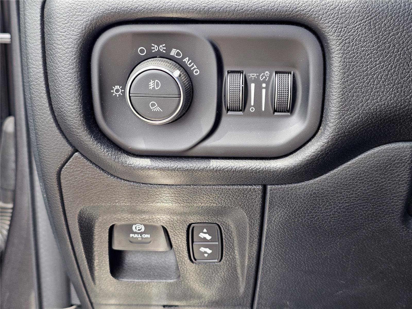 2022 RAM Ram 1500 Pickup Laramie - Photo 19