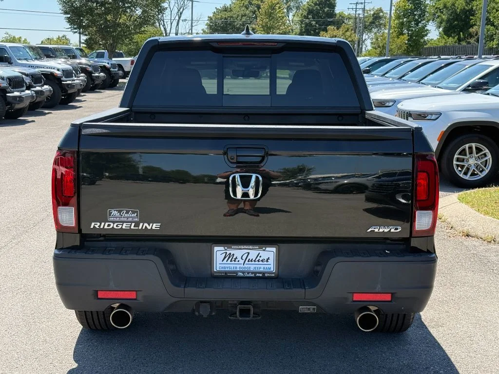 Used 2023 Modern Steel Metallic Honda RTL image 15