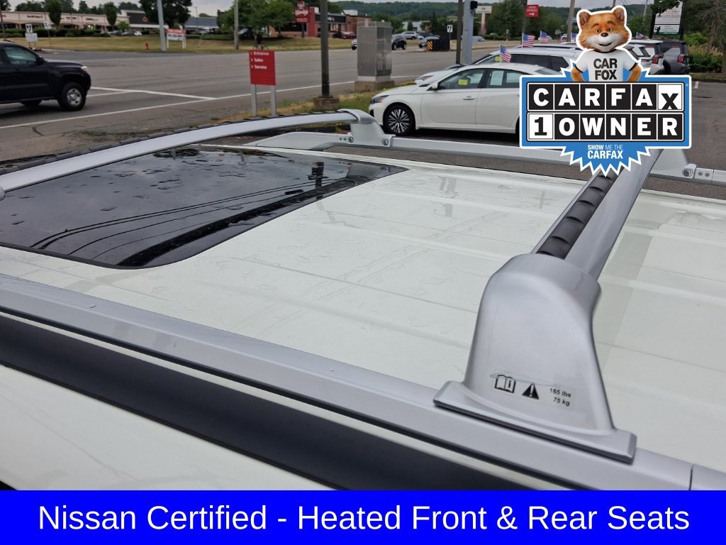Used 2023 White Nissan Platinum image 13