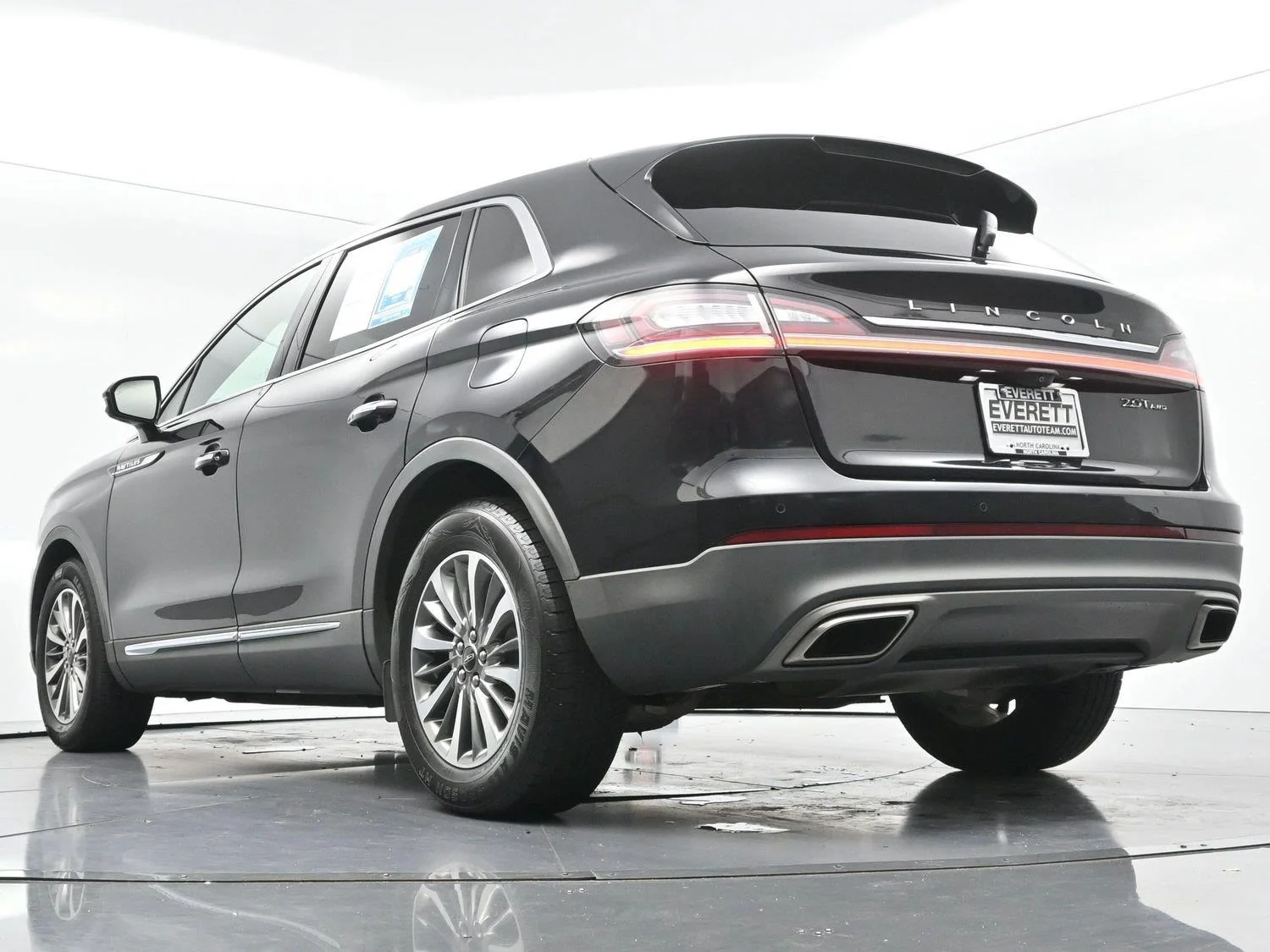 Used 2020 Infinite Black Lincoln Reserve image 55