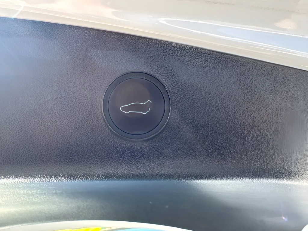 Used 2023 White Tesla Base image 28