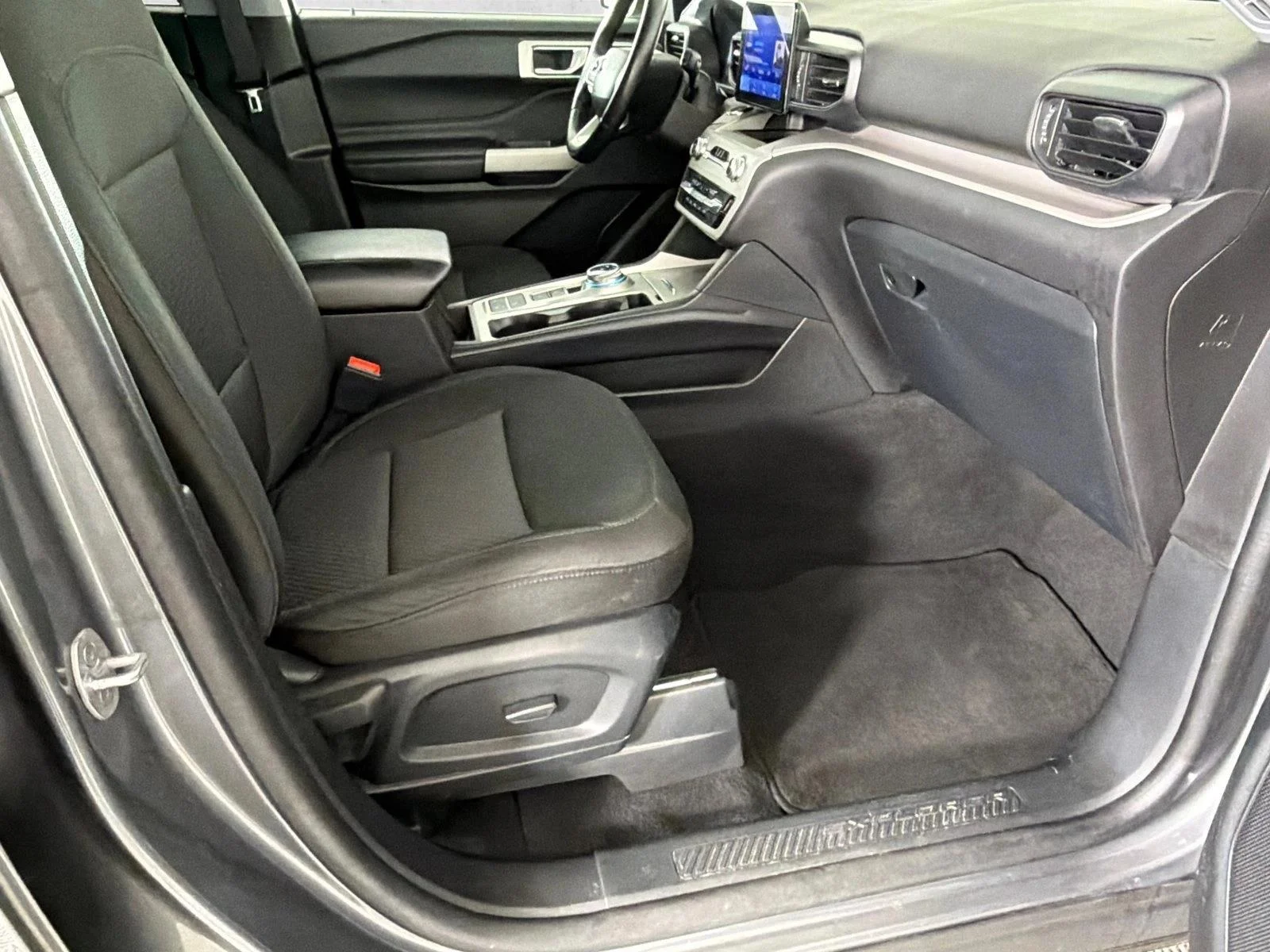 Used 2023 Carbonized Gray Metallic Ford XLT image 13