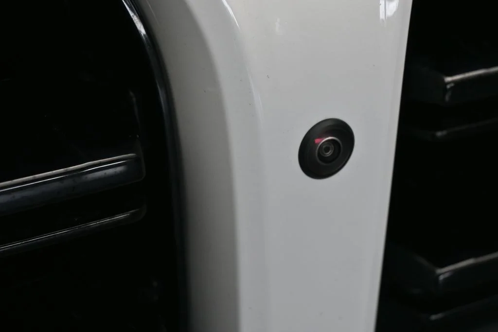 Used 2026 Alpine White BMW Competition image 51