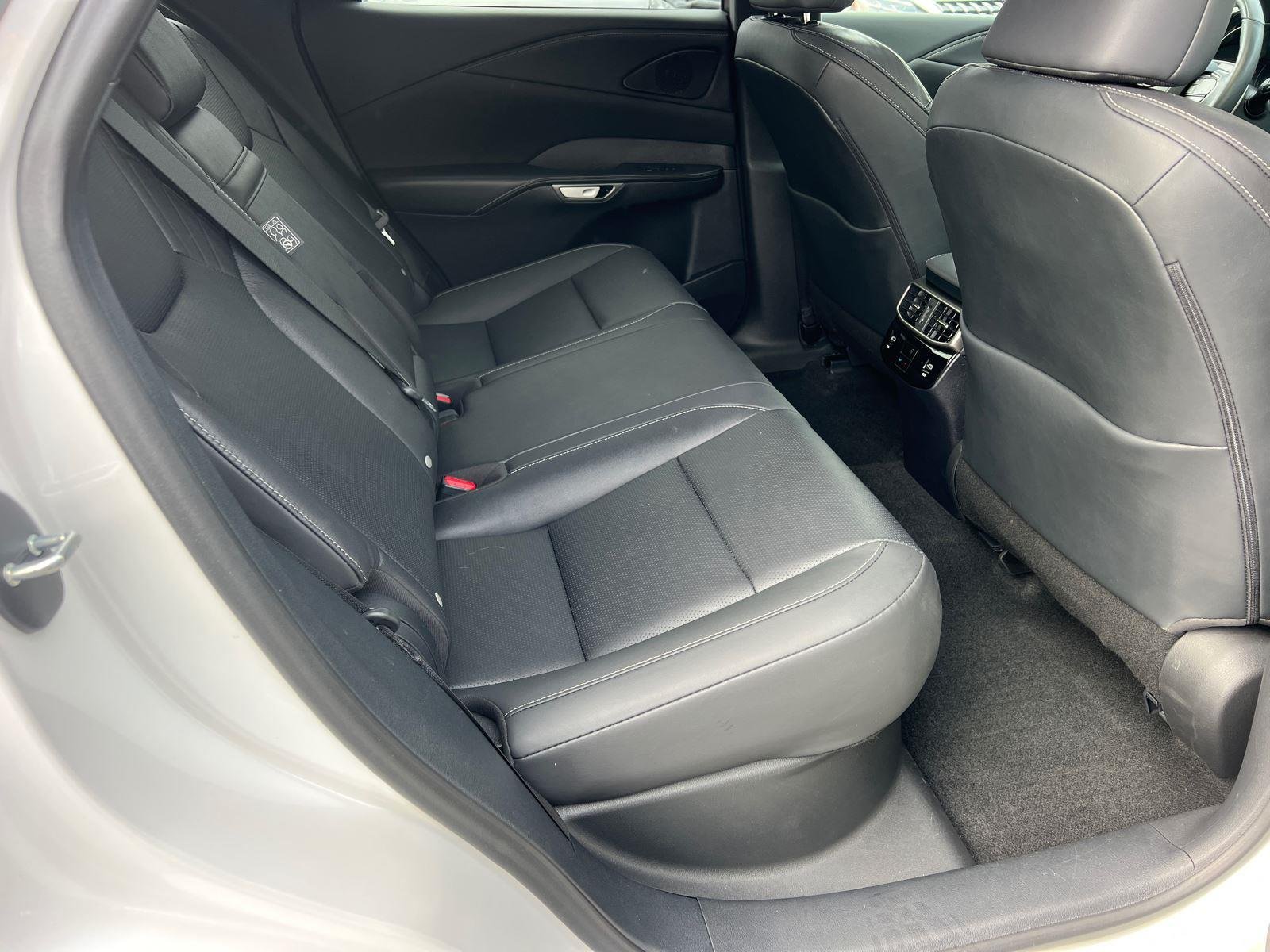 2024 Lexus RX 350 - Photo 16