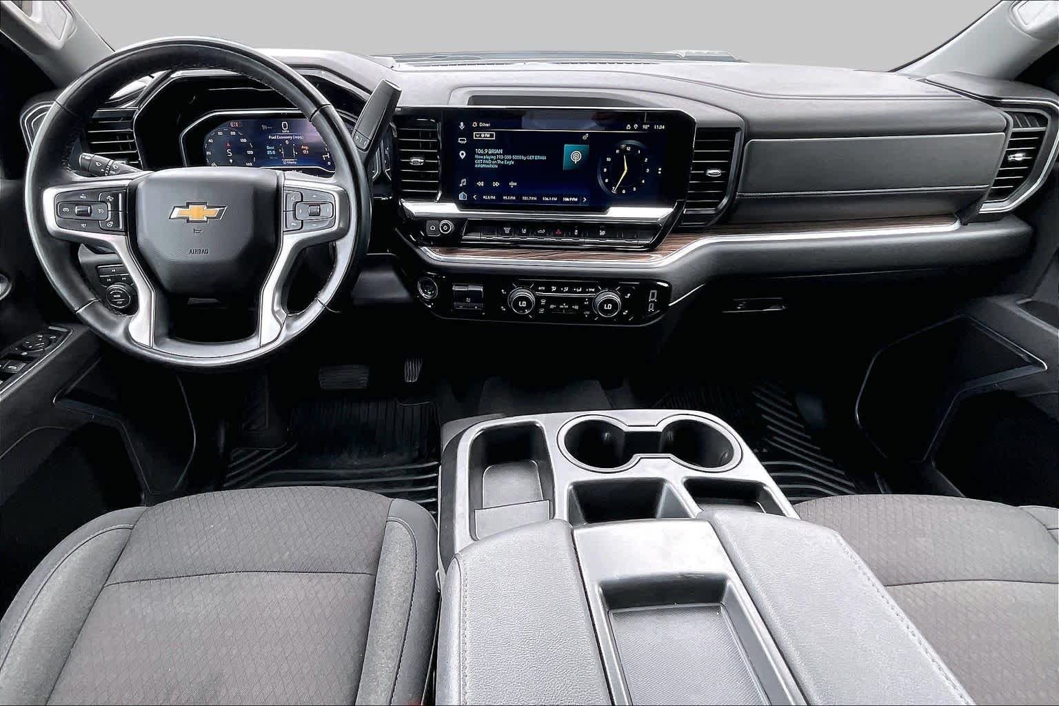 Used 2025 Summit White Chevrolet LT image 14