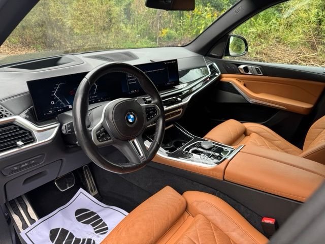 Used 2024 Carbon Black Metallic BMW M60i image 9