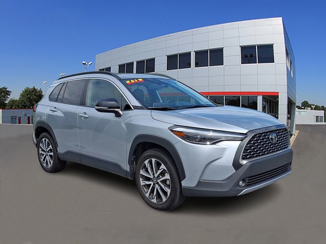 2025 Toyota Corolla Cross XLE