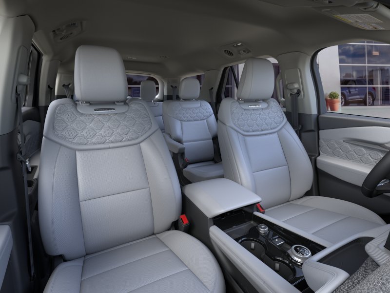 2026 Ford Explorer Platinum - Photo 10
