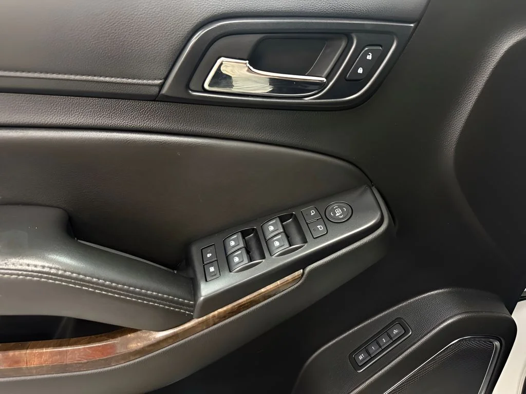 Used 2018 White Chevrolet LT image 10
