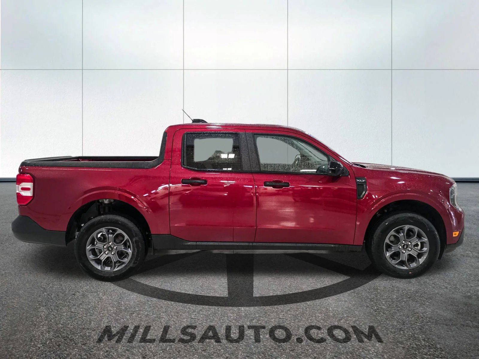 2025 Ford Maverick XLT - Photo 8