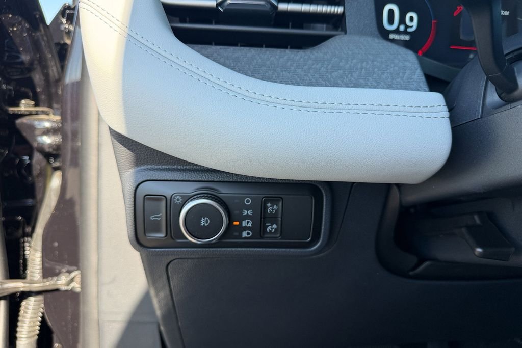 New 2026 Agate Black Metallic Ford Platinum™ image 17