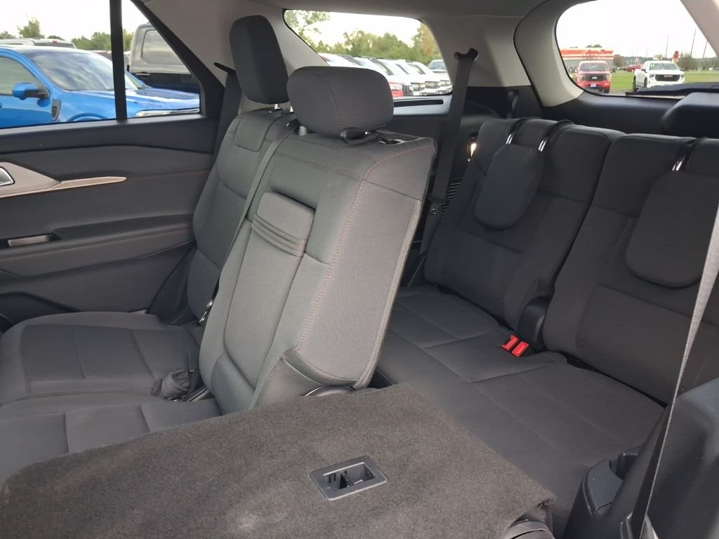 Used 2025 Gray Metallic Ford Active image 14