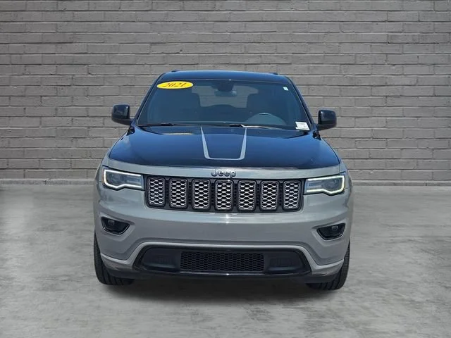 Used 2021 Gray Jeep Laredo X image 8