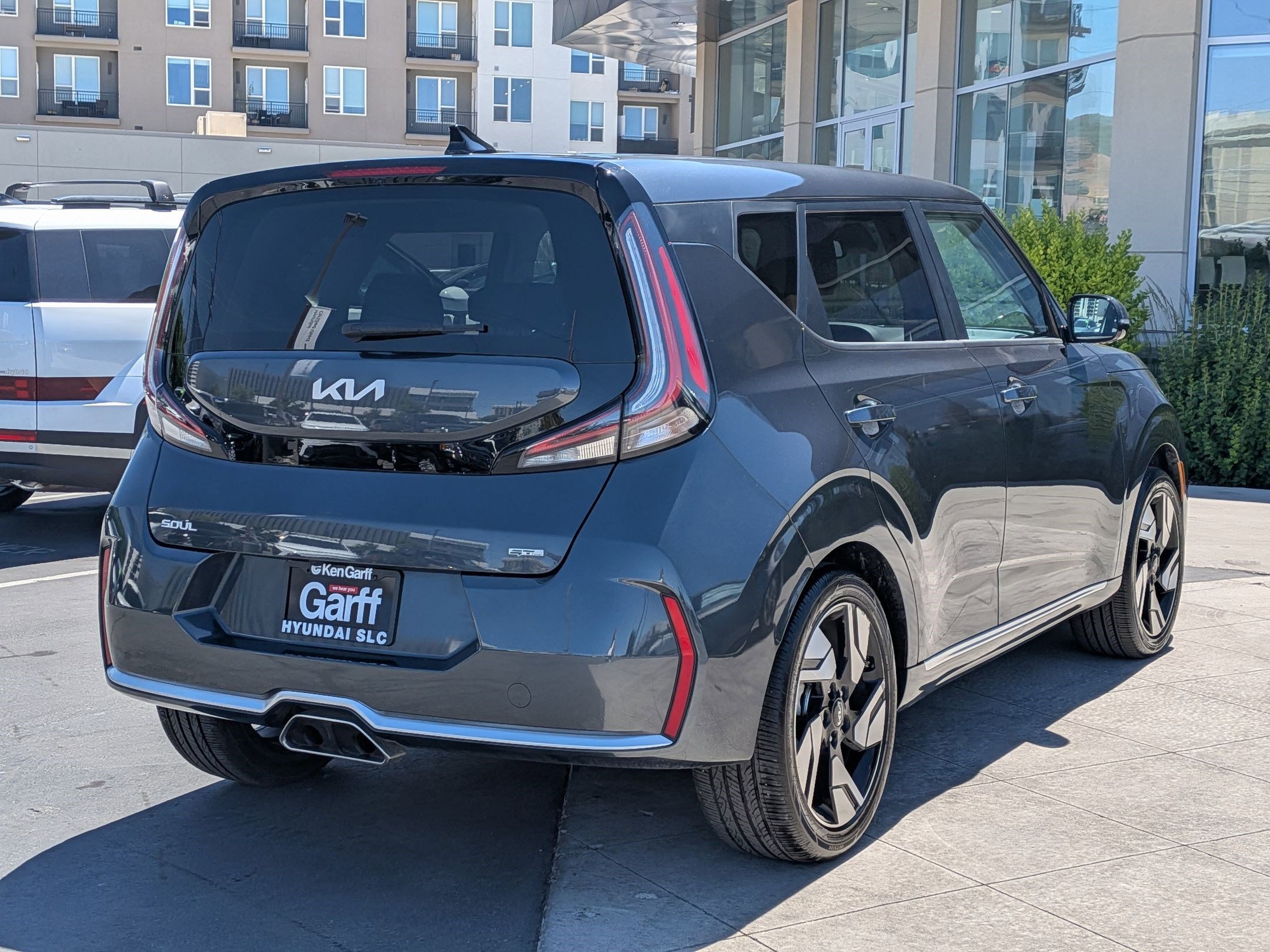 Used 2025 Gravity Gray Kia GT-Line image 3
