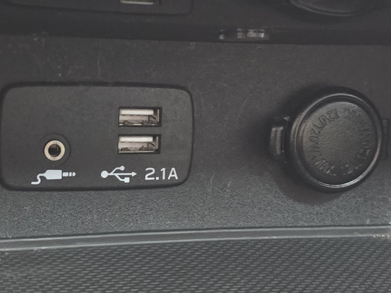 Used 2023 Black Subaru Touring image 31