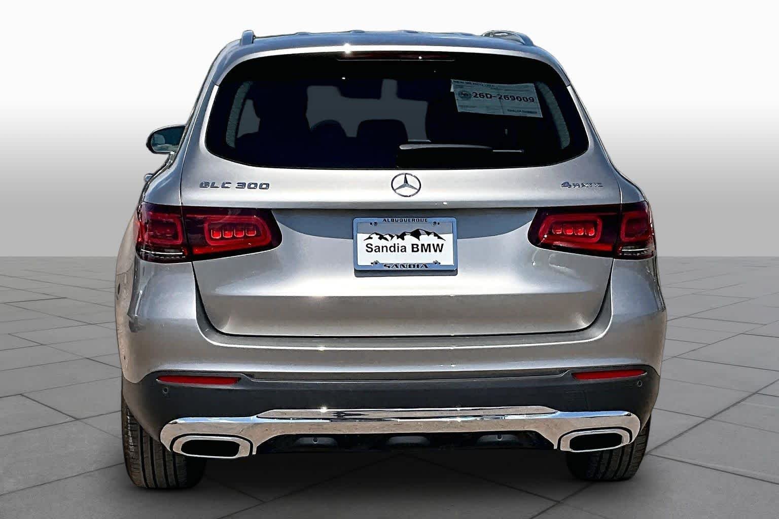 Used 2022 Mojave Silver Metallic Mercedes-Benz GLC 300 image 4