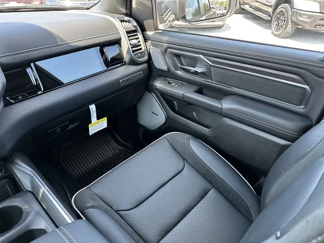 2026 RAM 1500 Laramie - Photo 16