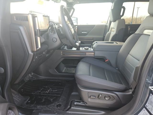 2025 GMC HUMMER EV 2X - Photo 23