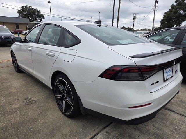 Used 2026 Platinum White Pearl Honda Sport image 6